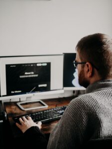 Planning the cost of a business website in Miami